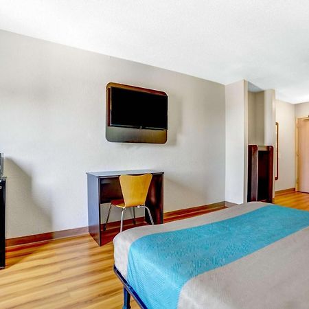 Motel 6-Raleigh, Nc - North Екстер'єр фото
