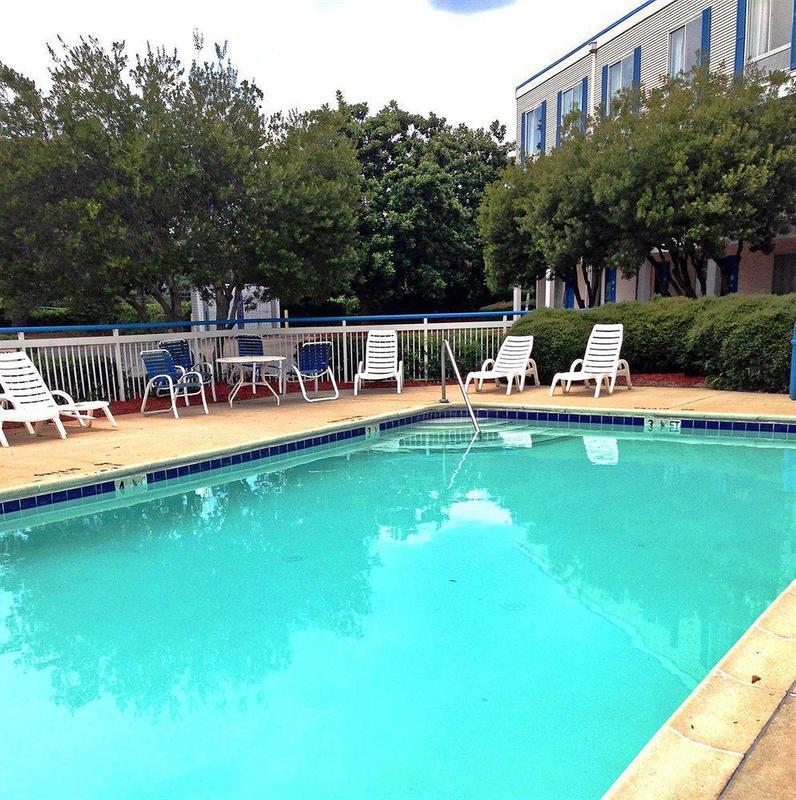 Motel 6-Raleigh, Nc - North Екстер'єр фото