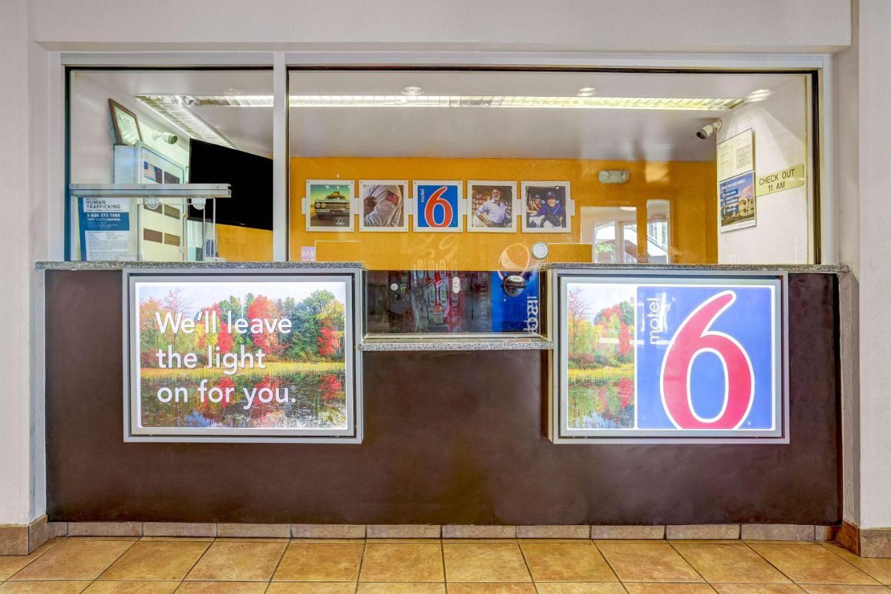 Motel 6-Raleigh, Nc - North Екстер'єр фото