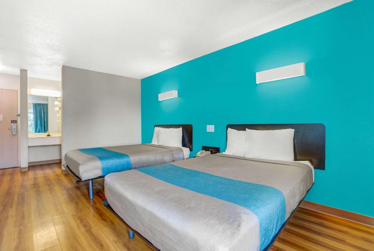 Motel 6-Raleigh, Nc - North Екстер'єр фото